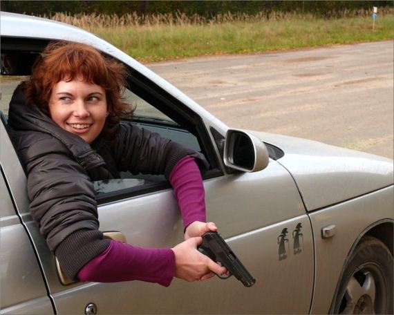 girls_and_guns