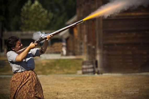 girls_and_guns