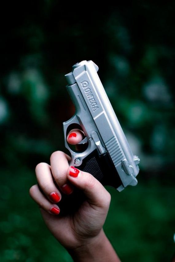 girls_and_guns