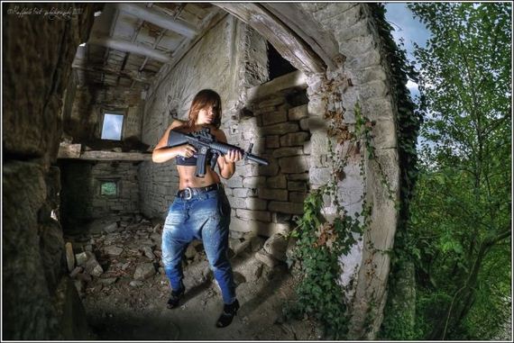 girls_and_guns