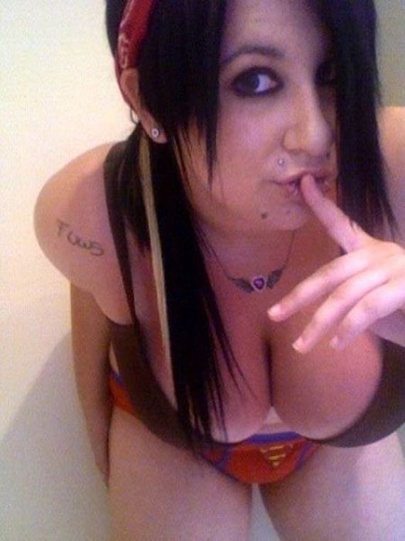 girls_in_superhero_undies_are_ever_geeks_fantasy