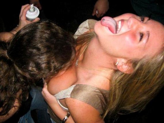 girls_let_loose_and_party_hard_05