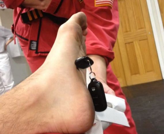 guy-nails-car-key-in-the-foot-in-karate-class