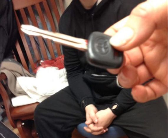 guy-nails-car-key-in-the-foot-in-karate-class