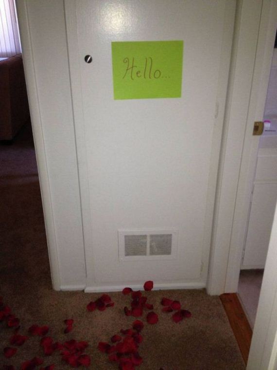 guy_leaves_a_funny_romantic_surprise_for_the_gas_man