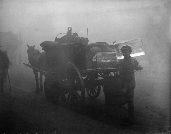 haunting_photos_of_the_london_fog