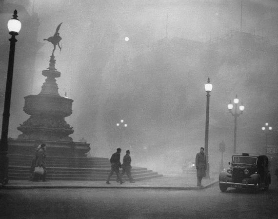 haunting_photos_of_the_london_fog