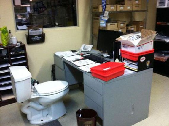 hilarious_work_totally_sucks_images