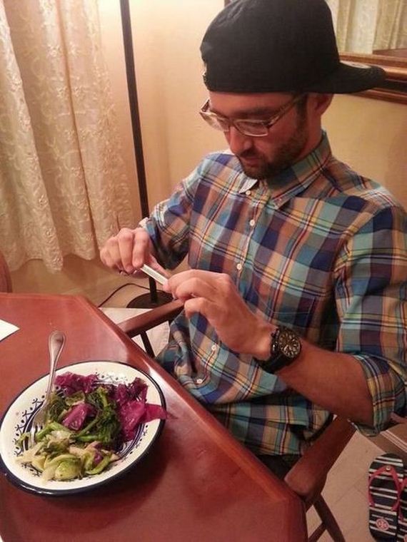 hipsters_who_are_really_food_photographers_in_disguise
