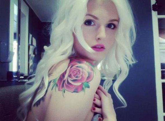 hot-girls-with-tattoos