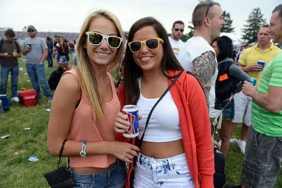 indy_500_snakepit_hotties