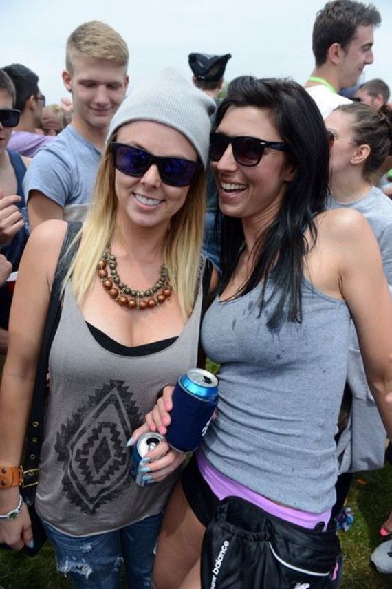indy_500_snakepit_hotties