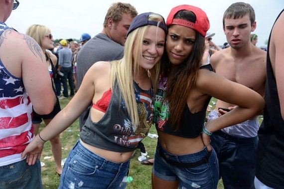 indy_500_snakepit_hotties