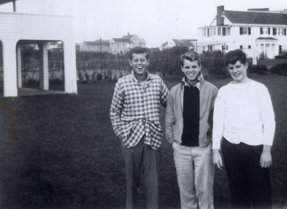 little_pictures_big_history