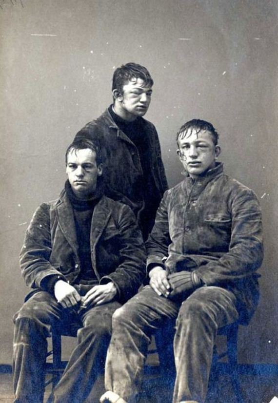 little_pictures_big_history
