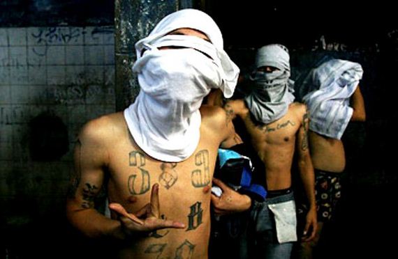 look_at_the_violent_terrifying_gangs_of_el_salvador