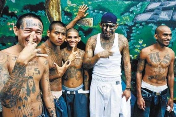 look_at_the_violent_terrifying_gangs_of_el_salvador