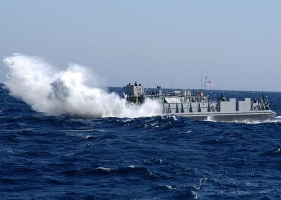 navy_waves_sea