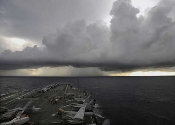 navy_waves_sea