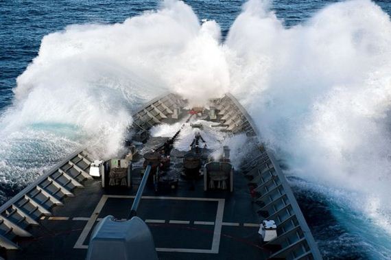 navy_waves_sea