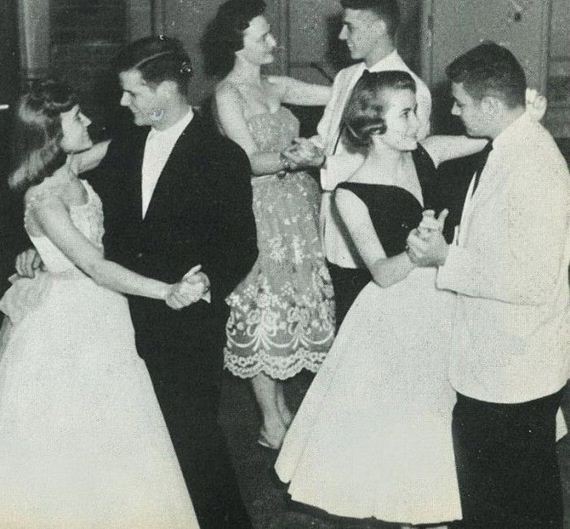 proms_in_america