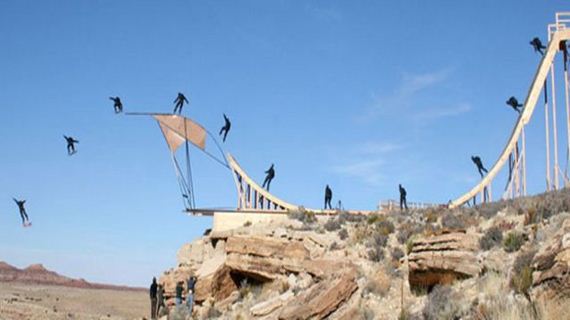 real_people_who_are_really_superhumans_in_disguis