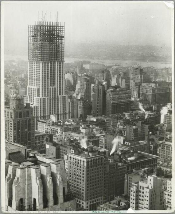 remarkable_photos_of_famous_things_being_built