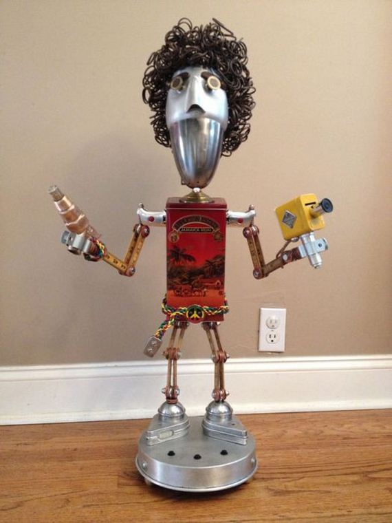 scrap_material_sculptures