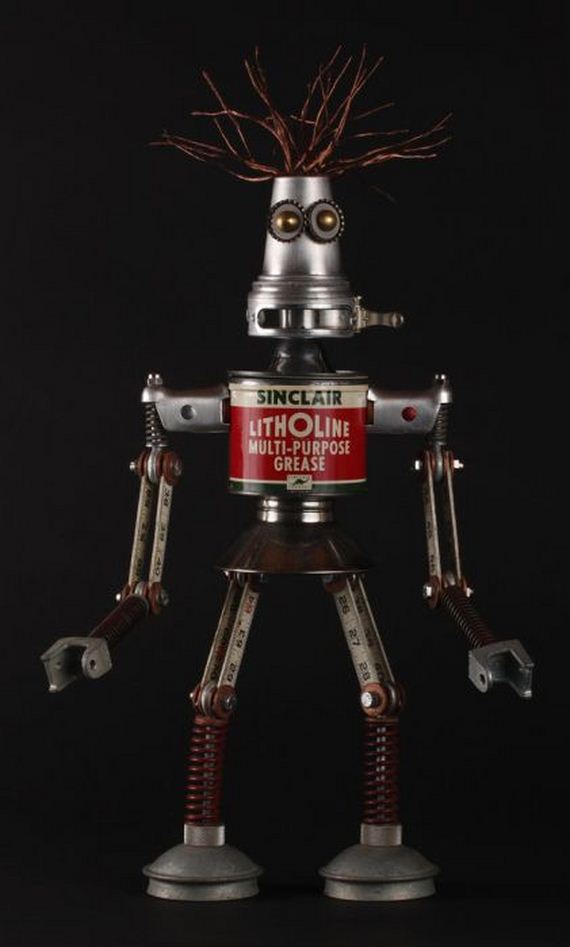 scrap_material_sculptures