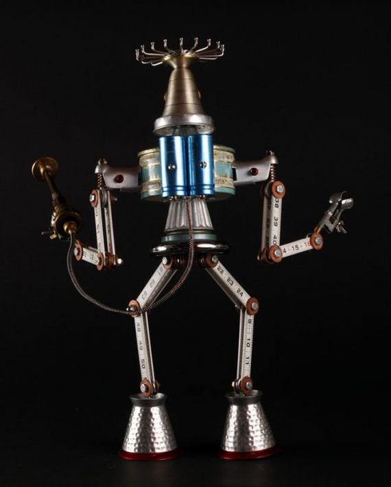 scrap_material_sculptures