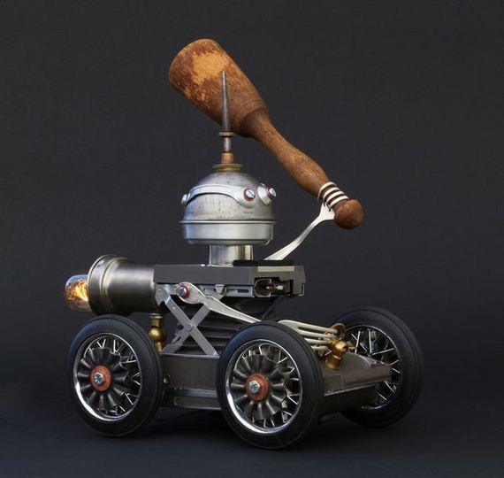 scrap_material_sculptures