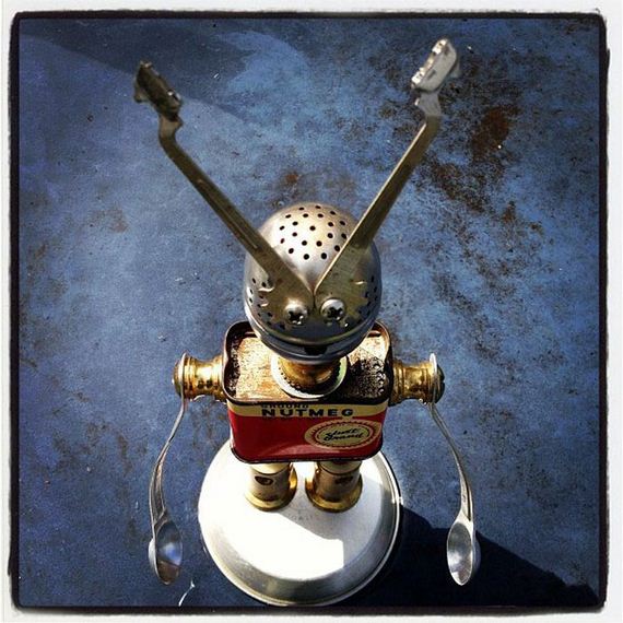scrap_material_sculptures