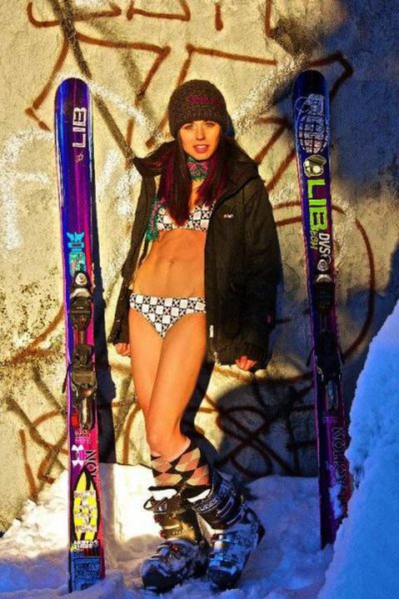 sexy-ski-girls
