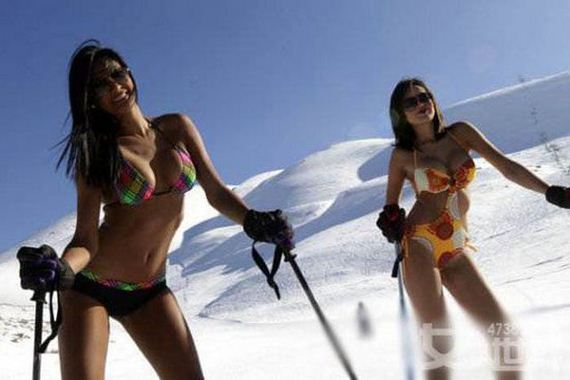 sexy-ski-girls
