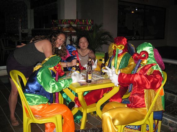 shindigs-you-wish-you-were-invited-to-6z5