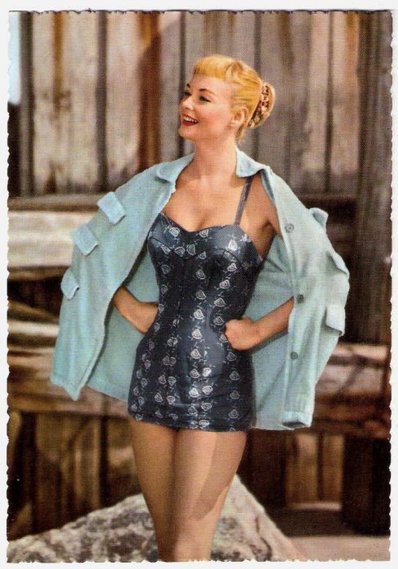 swimwear_40_50th
