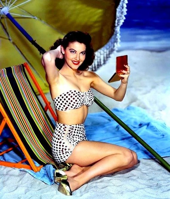 swimwear_40_50th