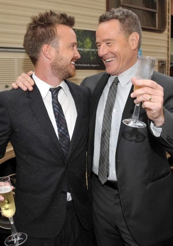 the_cast_of_breaking_bad_celebrates_their_final_episodes