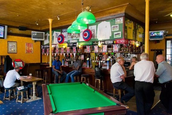 the_coach_and_horses