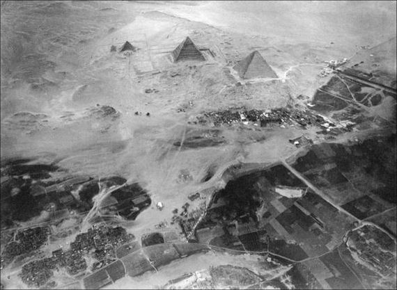 the_egyptian_pyramids_from_a_different_perspective