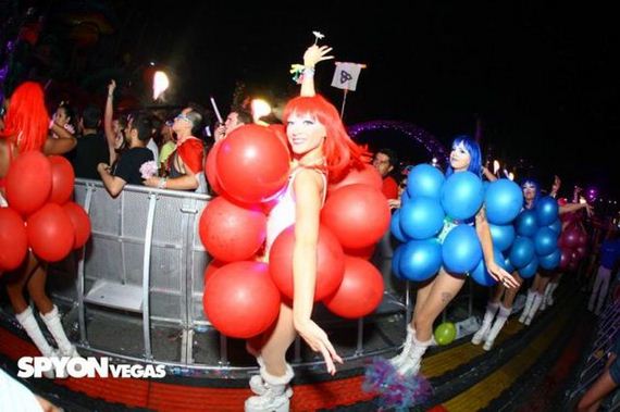 the_electrifying_ladies_of_the_electronic_daisy_festival
