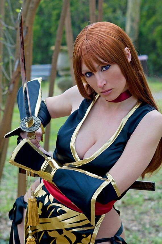 the_hottest_italian_cosplay_model_around