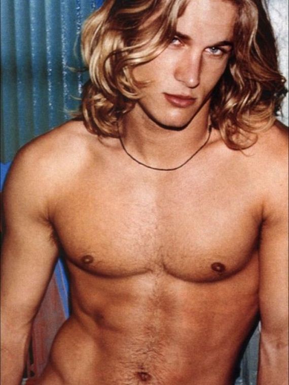 this_is_what_that_hot_calvin_klein_model_from_the_early_2000