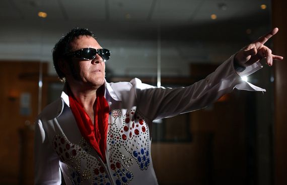 tips-for-how-to-work-it-at-an-elvis-convention