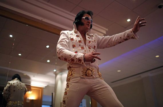 tips-for-how-to-work-it-at-an-elvis-convention