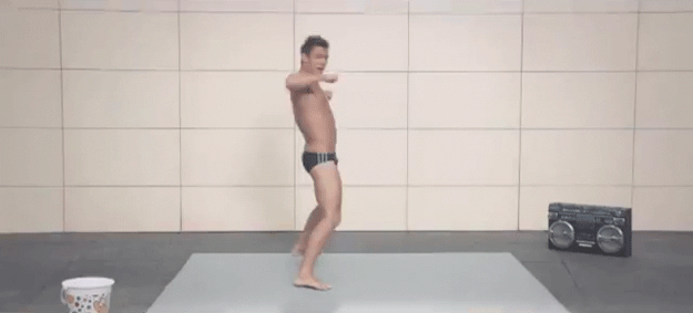 tom-daley-took-off-his-clothes-and
