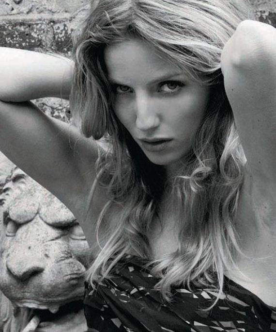 Annabelle-Wallis