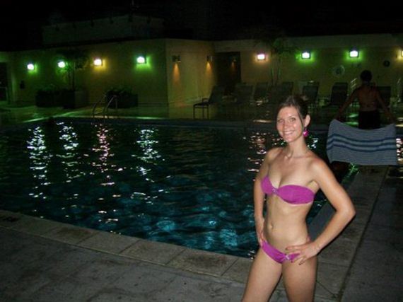 Bikinis-Bikinis-Bikinis