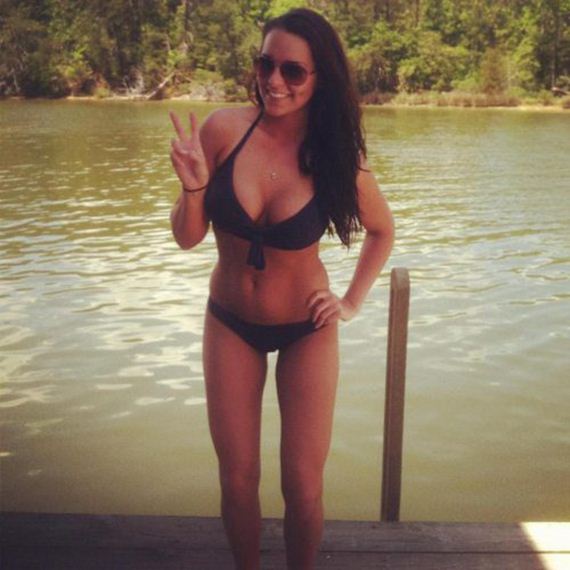 Bikinis-Bikinis-Bikinis