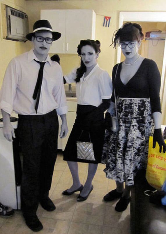 Clever Halloween Costumes To Wear As A Group - Barnorama